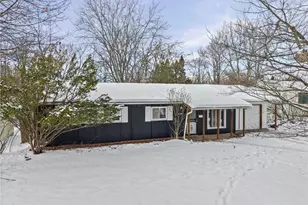 6194 Eldridge Blvd, Huber Heights, OH 44146 - Photo 2