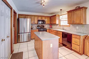 4648 Sawgrass Ave, Brunswick, OH 44212 - Photo 4