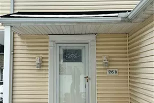 595 Canterbury Ln, Medina, OH 44256 - Photo 2