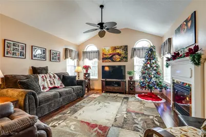 4201 Tannybrooke Lane NW #4C, Canton, OH 44718 - Photo 8