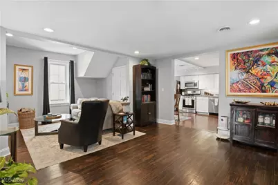 710 University Court, Loveland, OH 44113 - Photo 4