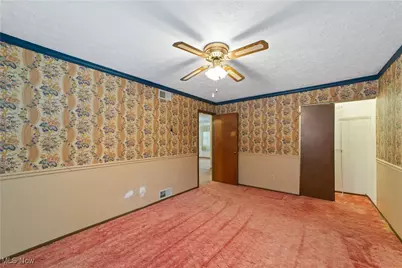615 Jeanette Street, Brunswick Hills, OH 44212 - Photo 24