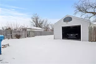 2347 Oberlin Ave, Lorain, OH 44052 - Photo 16