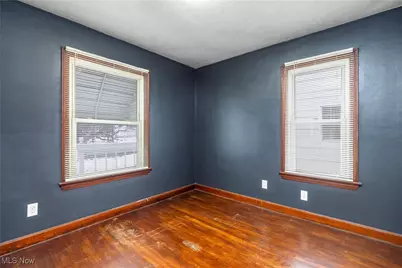 2347 Oberlin Avenue, Lorain, OH 44052 - Photo 6
