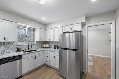 5345 Fairtree Road, Huber Heights, OH 44146 - Photo 10