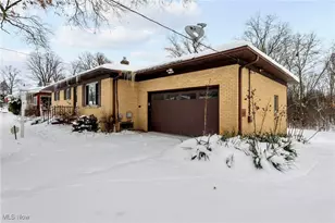 5345 Fairtree Rd, Huber Heights, OH 44146 - Photo 2