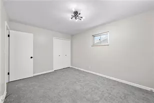 5345 Fairtree Rd, Huber Heights, OH 44146 - Photo 22