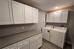 496 Kittle St, Williamstown, WV 26187 - Photo 16