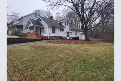 30 Youtz Avenue, Akron, OH 44301 - Photo 2
