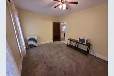 30 Youtz Avenue, Akron, OH 44301 - Photo 6