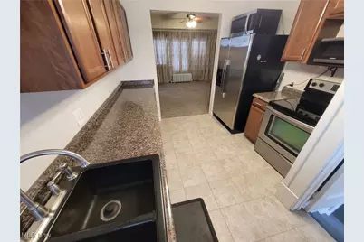 30 Youtz Avenue, Akron, OH 44301 - Photo 18