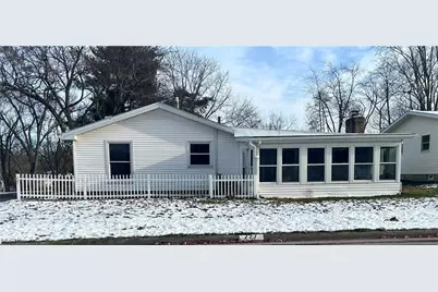 727 Circle Hill Road SE, North Canton, OH 44720 - Photo 1