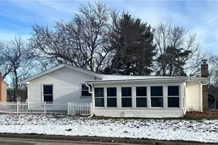 727 Circle Hill Rd SE, North Canton, OH 44720 - Photo 2