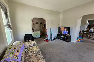 7700 Colgate Ave, Loveland, OH 44102 - Photo 4