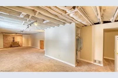 110 Cherry Lane, New Concord, OH 43762 - Photo 28