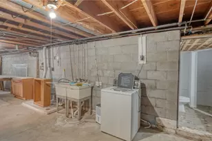 110 Cherry Ln, New Concord, OH 43762 - Photo 32