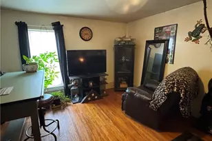 438 N 10th St, Coshocton, OH 43812 - Photo 6