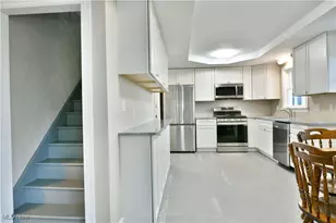 9190 Warren Painsville Rd, South Bloomfield, OH 44450 - Photo 10