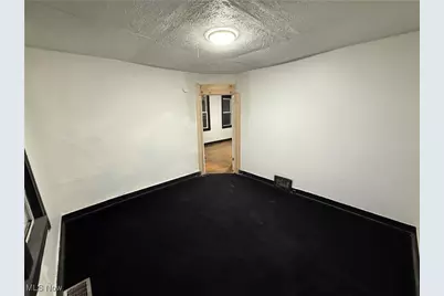 2113 W 104th Street, Loveland, OH 44102 - Photo 12