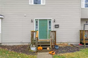 837 2nd St SE, New Philadelphia, OH 44663 - Photo 4