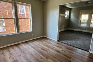 132 School St, Weirton, WV 26062 - Photo 4