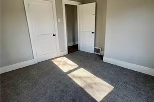 132 School St, Weirton, WV 26062 - Photo 8