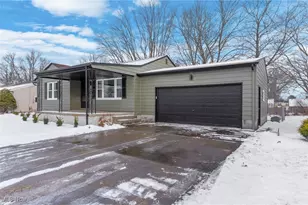 2821 Rexford Rd, Youngstown, OH 44511 - Photo 2