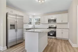 170 N Prospect St, Ravenna, OH 44266 - Photo 8