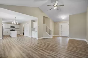 170 N Prospect St, Ravenna, OH 44266 - Photo 4