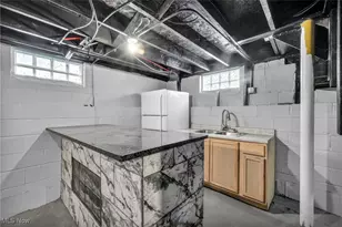 15013 Lotus Dr, Loveland, OH 44128 - Photo 32