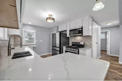 15013 Lotus Drive, Loveland, OH 44128 - Photo 14