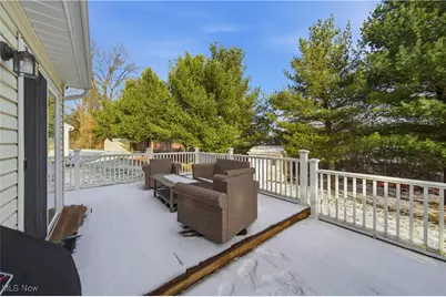 1906 Northgate Circle, Akron, OH 44320 - Photo 36