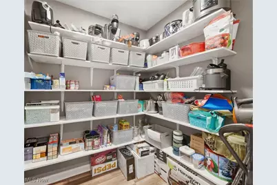 1906 Northgate Circle, Akron, OH 44320 - Photo 14