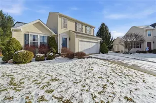 1906 Northgate Cir, Akron, OH 44320 - Photo 2