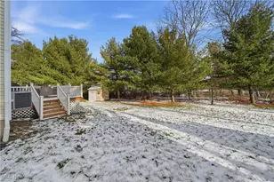 1906 Northgate Cir, Akron, OH 44320 - Photo 42