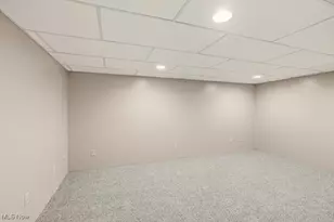 211 McKinney Blvd, Kent, OH 44240 - Photo 32