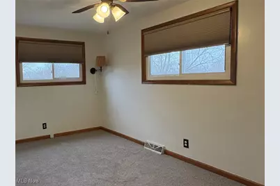 2434 Saratoga Avenue SW, Canton, OH 44706 - Photo 12
