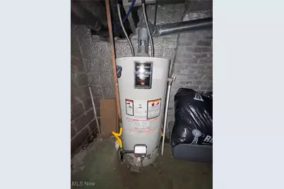 836 Main Street, Bridgeport, OH 43912 - Photo 14