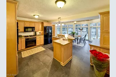 1424 Turnberry Drive, Boardman, OH 44512 - Photo 12