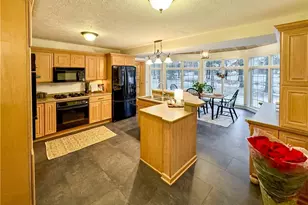 1424 Turnberry Dr, Boardman, OH 44512 - Photo 12