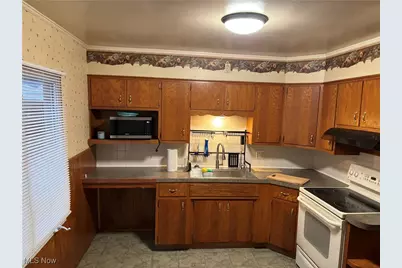 2407 Nesmith Lake Boulevard, Akron, OH 44314 - Photo 8