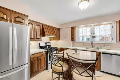 80 Clemmer Avenue, Akron, OH 44313 - Photo 14