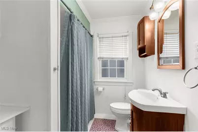 2242 Cordova Avenue, Youngstown, OH 44504 - Photo 14