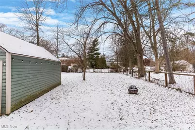 2242 Cordova Avenue, Youngstown, OH 44504 - Photo 2
