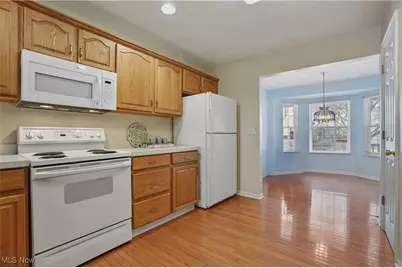 437 E Reserve Drive, Cuyahoga Falls, OH 44223 - Photo 12