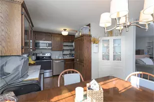 1302 Carol Dr, Kent, OH 44240 - Photo 8