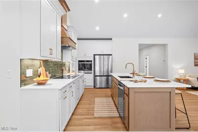 779 Center Road, Hinckley, OH 44233 - Photo 14