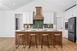 779 Center Rd, Hinckley, OH 44233 - Photo 12