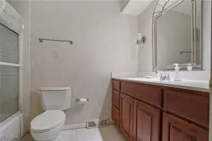 1291 N Revere Rd, Akron, OH 44333 - Photo 14