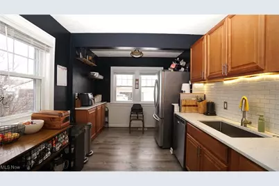 16416 Elsienna Avenue, Loveland, OH 44135 - Photo 8